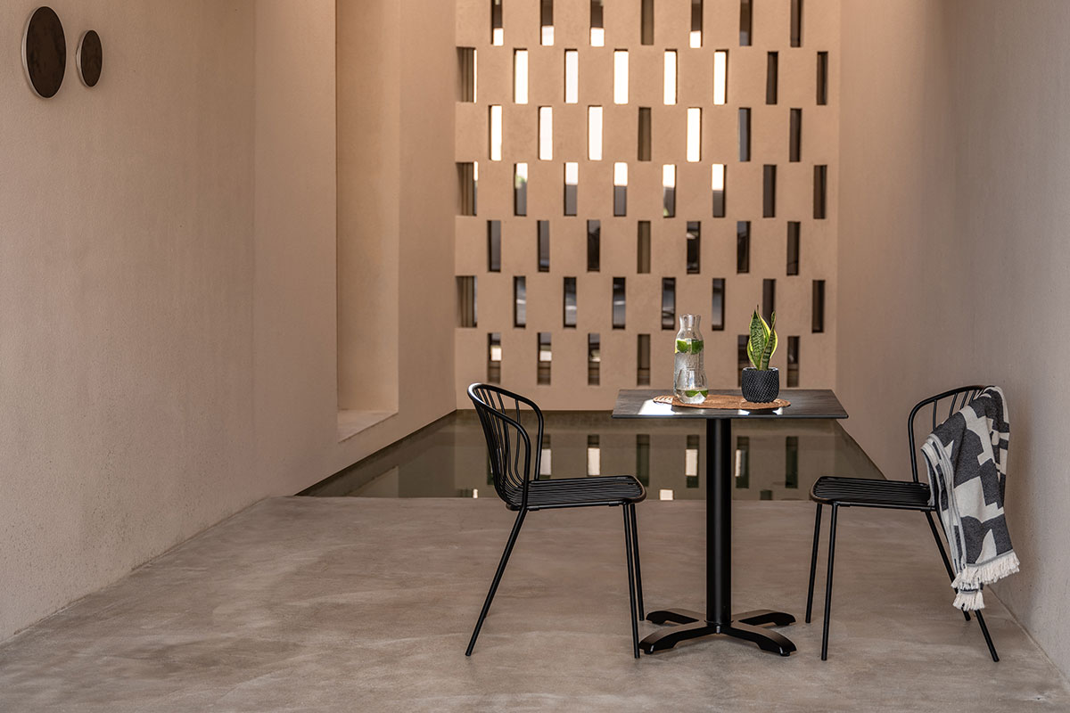 Maisonette with Private Pool and Inland View