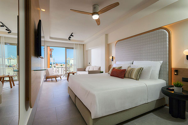 Enorme Santanna Island Superior Swim Up Sea View